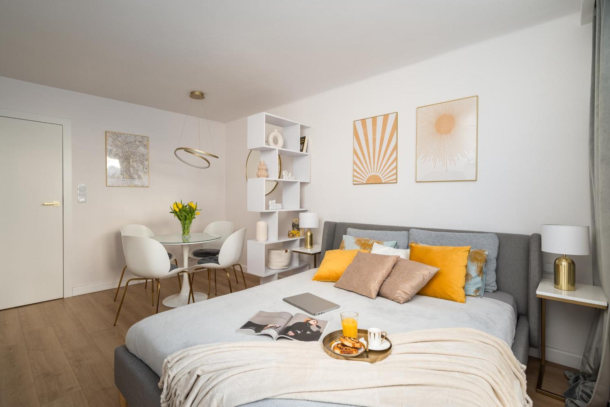 Gold Premium Central Suite 950 M To Central Station Parking Warszawa Zewnętrze zdjęcie