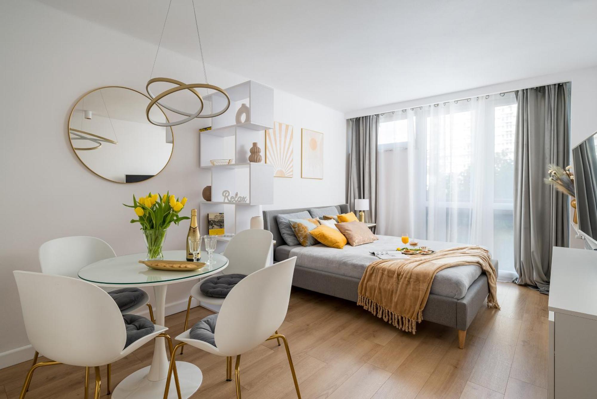 Gold Premium Central Suite 950 M To Central Station Parking Warszawa Zewnętrze zdjęcie
