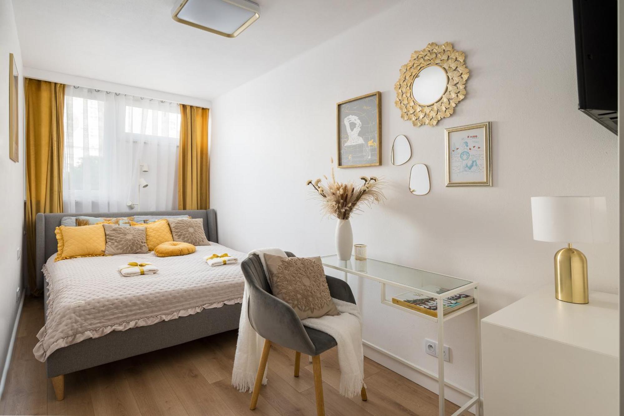 Gold Premium Central Suite 950 M To Central Station Parking Warszawa Zewnętrze zdjęcie