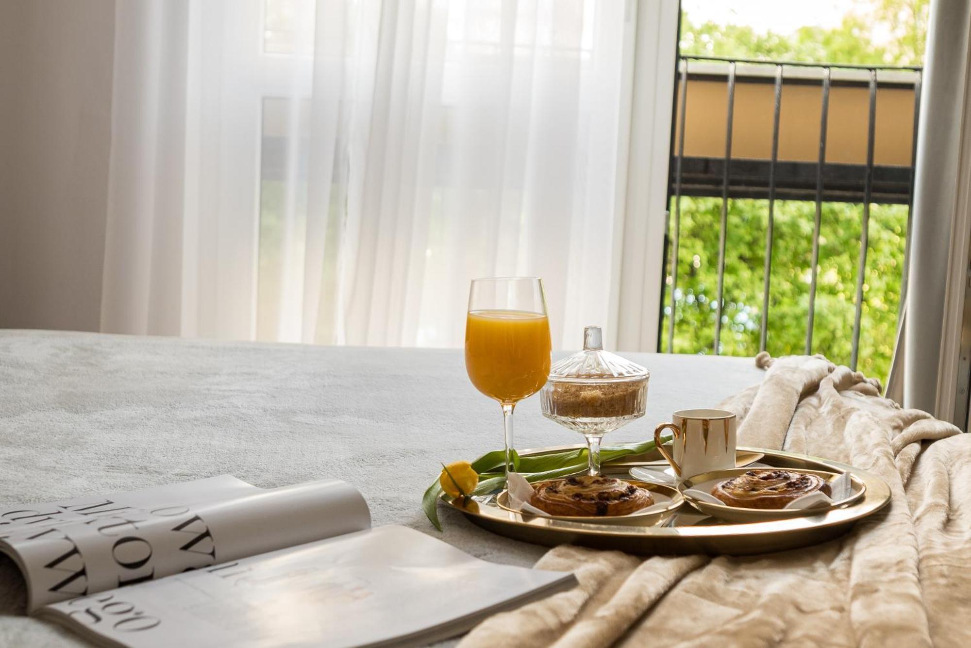 Gold Premium Central Suite 950 M To Central Station Parking Warszawa Zewnętrze zdjęcie