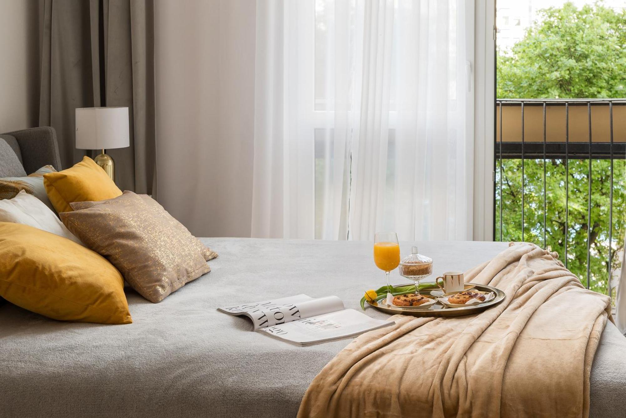 Gold Premium Central Suite 950 M To Central Station Parking Warszawa Zewnętrze zdjęcie